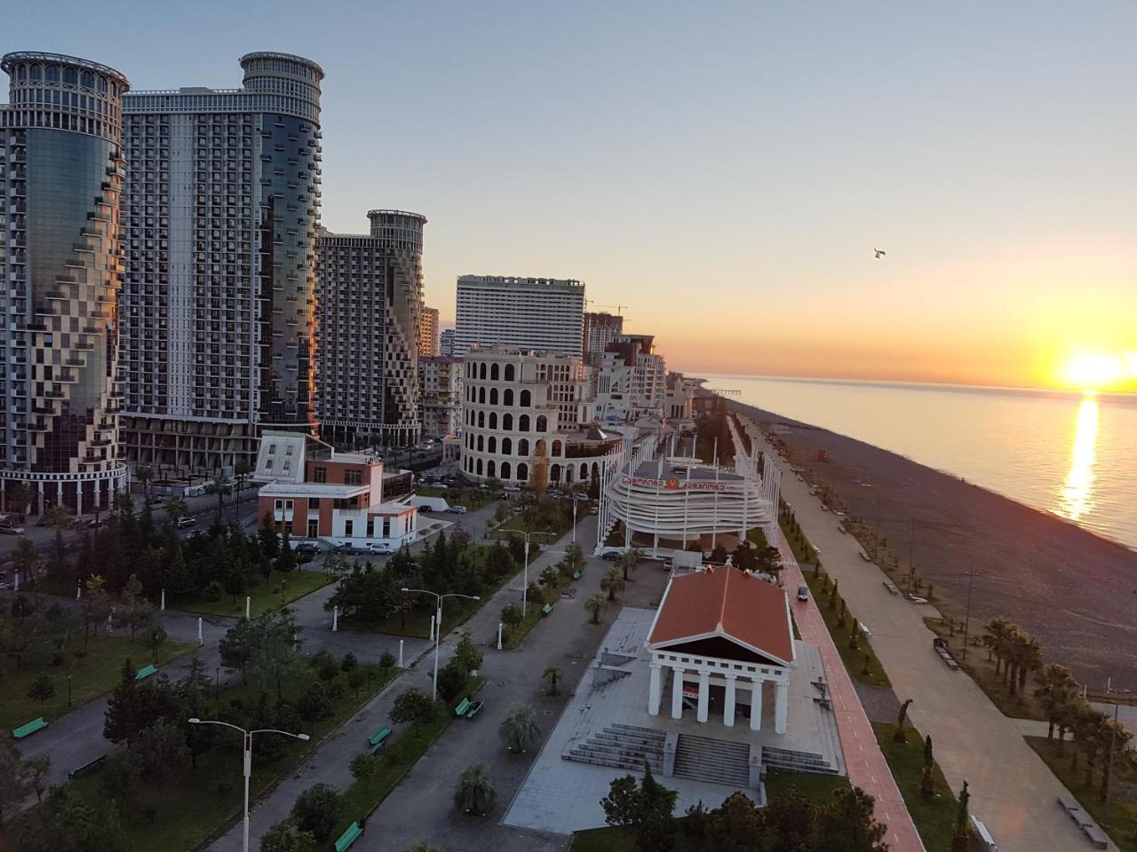 Apartment In Batumi Ngoại thất bức ảnh